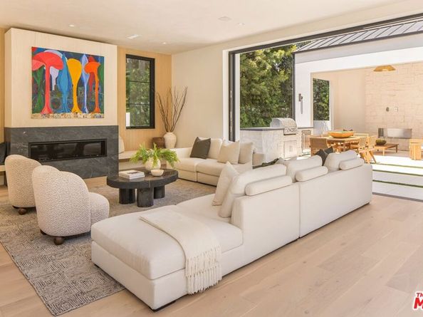 1749 Mandeville Lane, Los Angeles CA 90049