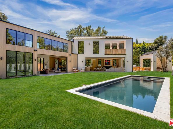 1749 Mandeville Lane, Los Angeles CA 90049
