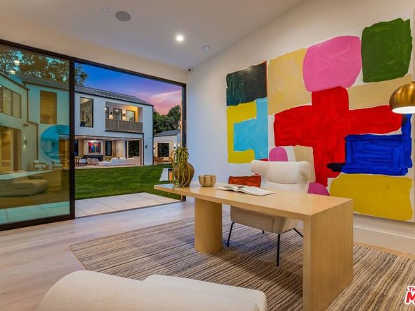 1749 Mandeville Lane, Los Angeles CA 90049
