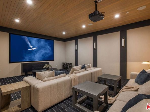 1749 Mandeville Lane, Los Angeles CA 90049