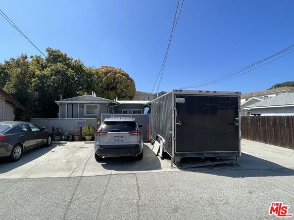 1925 Euclid Street, Santa Monica CA 90404