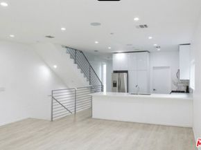 6007 Barton Avenue, Los Angeles CA 90038