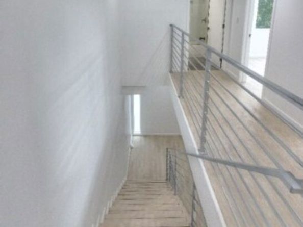 6007 Barton Avenue, Los Angeles CA 90038