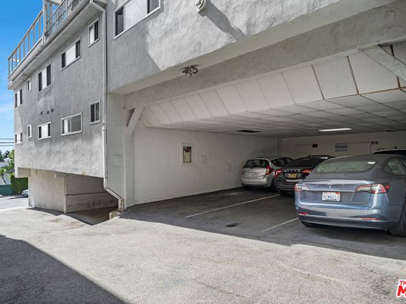 2431 3rd Street 10, Santa Monica CA 90405