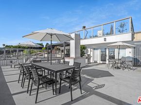 2431 3rd Street 10, Santa Monica CA 90405