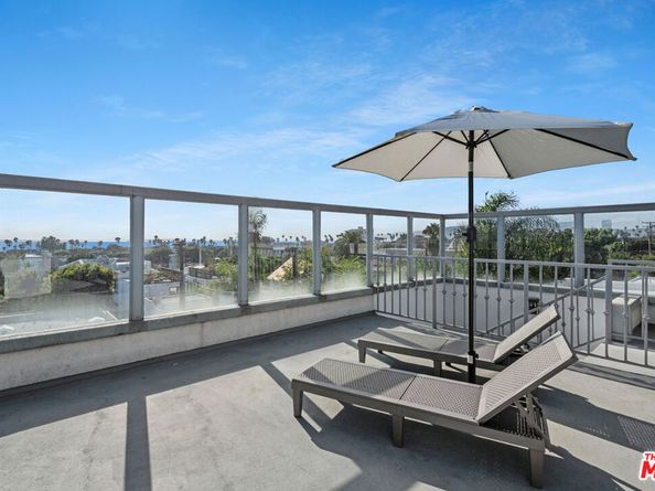 2431 3rd Street 10, Santa Monica CA 90405