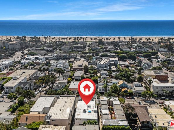 2431 3rd Street 10, Santa Monica CA 90405