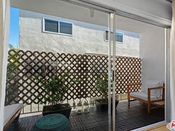 2431 3rd Street 10, Santa Monica CA 90405
