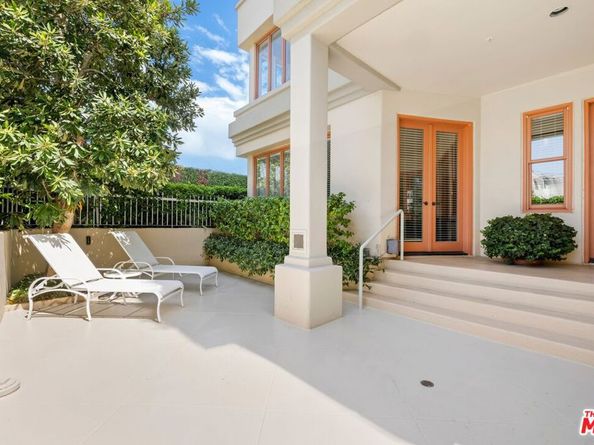 603 Ocean Avenue 1East, Santa Monica CA 90402