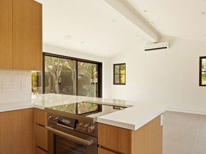 408 Linnie Canal, Venice CA 90291