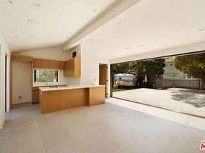 408 Linnie Canal, Venice CA 90291