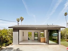 408 Linnie Canal, Venice CA 90291