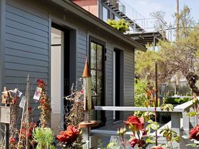 408 Linnie Canal, Venice CA 90291