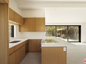 408 Linnie Canal, Venice CA 90291