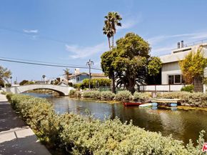 408 Linnie Canal, Venice CA 90291