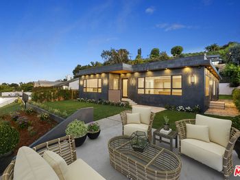 5280 Sanchez Drive