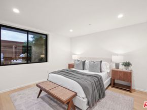 2530 Beverley Avenue, Santa Monica CA 90405