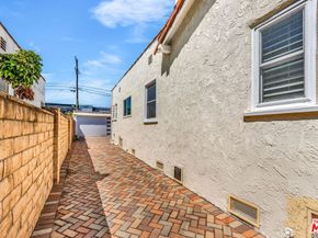 8759 S Hobart Boulevard, Los Angeles CA 90047