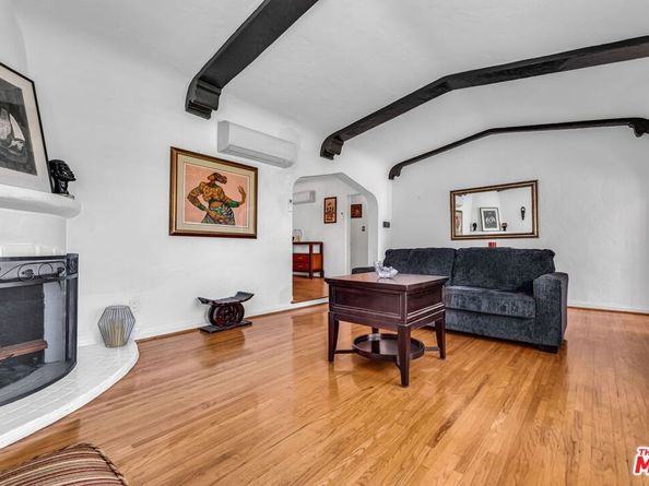8759 S Hobart Boulevard, Los Angeles CA 90047