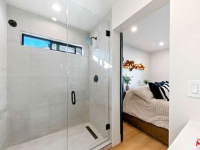 22269 Avenue San Luis, Woodland Hills CA 91364