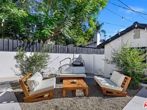 22269 Avenue San Luis, Woodland Hills CA 91364