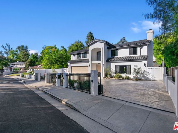 22269 Avenue San Luis, Woodland Hills CA 91364