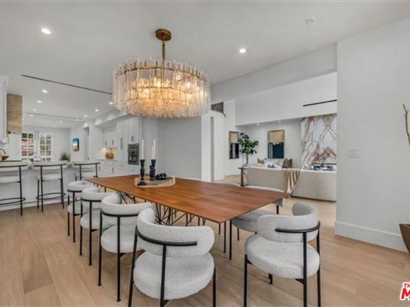 2205 Canyonback Road, Los Angeles CA 90049