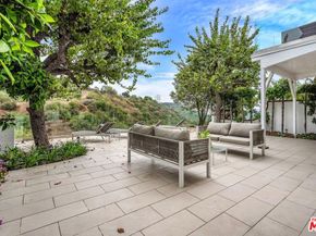 2205 Canyonback Road, Los Angeles CA 90049