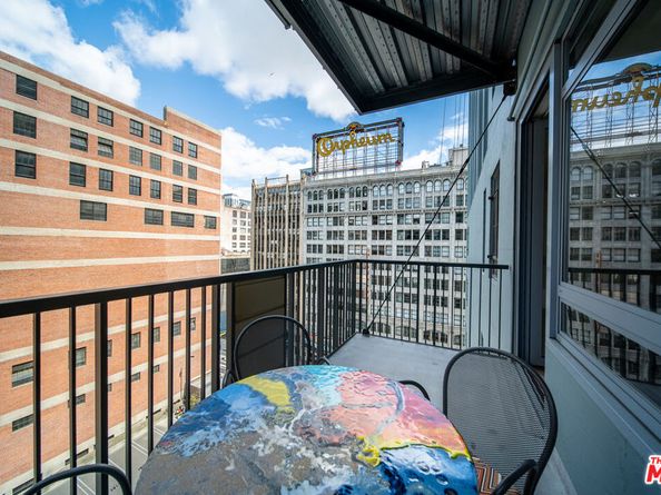 849 S Broadway 812, Los Angeles CA 90014
