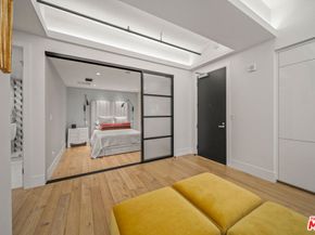 849 S Broadway 812, Los Angeles CA 90014