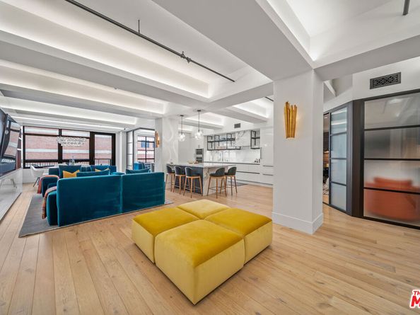849 S Broadway 812, Los Angeles CA 90014
