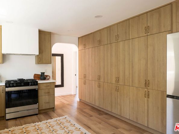 4231 3rd Avenue, Los Angeles CA 90008
