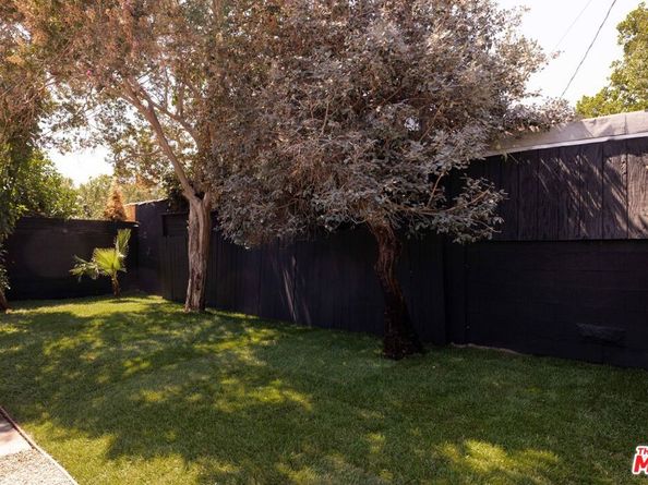 4231 3rd Avenue, Los Angeles CA 90008