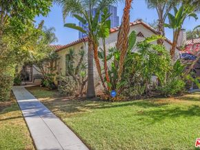 6119 Del Valle Drive, Los Angeles CA 90048