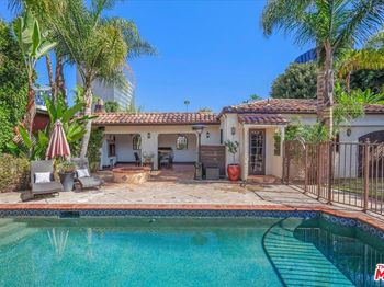 6119 Del Valle Drive