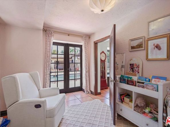 6119 Del Valle Drive, Los Angeles CA 90048