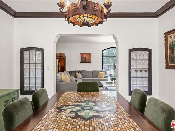 6119 Del Valle Drive, Los Angeles CA 90048