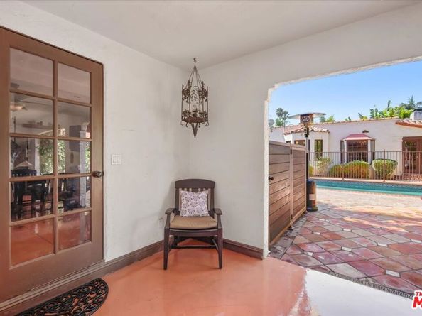 6119 Del Valle Drive, Los Angeles CA 90048