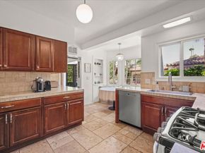 6119 Del Valle Drive, Los Angeles CA 90048