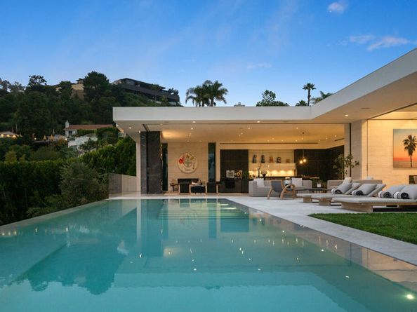 9265 Robin Drive, Los Angeles CA 90069