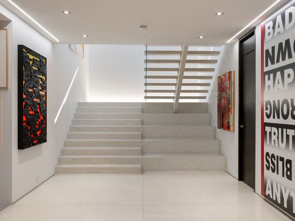 9265 Robin Drive, Los Angeles CA 90069