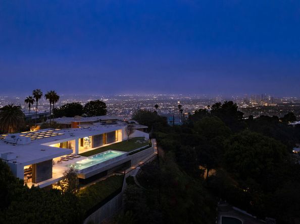 9265 Robin Drive, Los Angeles CA 90069