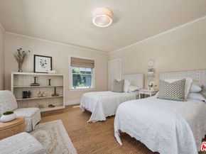 254 Lorraine Boulevard, Los Angeles CA 90004