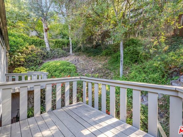 2180 Alcyona Drive, Los Angeles CA 90068