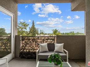 4424 Whitsett Avenue 309, Studio City CA 91604