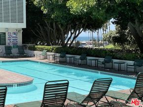 2940 Neilson Way 103, Santa Monica CA 90405