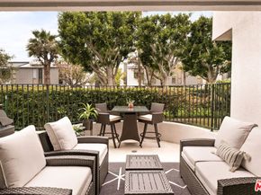 2940 Neilson Way 103, Santa Monica CA 90405