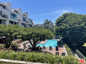 2940 Neilson Way 103, Santa Monica CA 90405