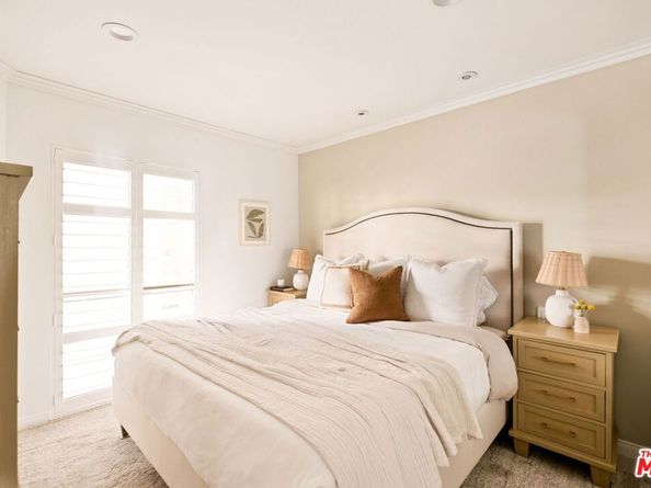 2940 Neilson Way 103, Santa Monica CA 90405