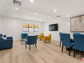 1123 S Shenandoah Street 101, Los Angeles CA 90035